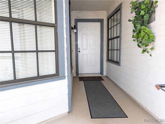 Building Photo - 9815 E Pebble Creek Ct
