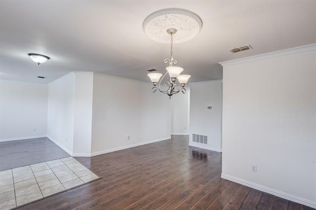 Building Photo - 3009 Meadow Bluff Dr