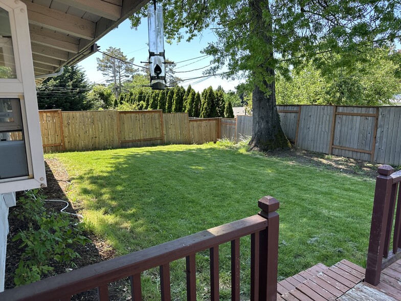 Building Photo - 13067 SW 63rd Pl