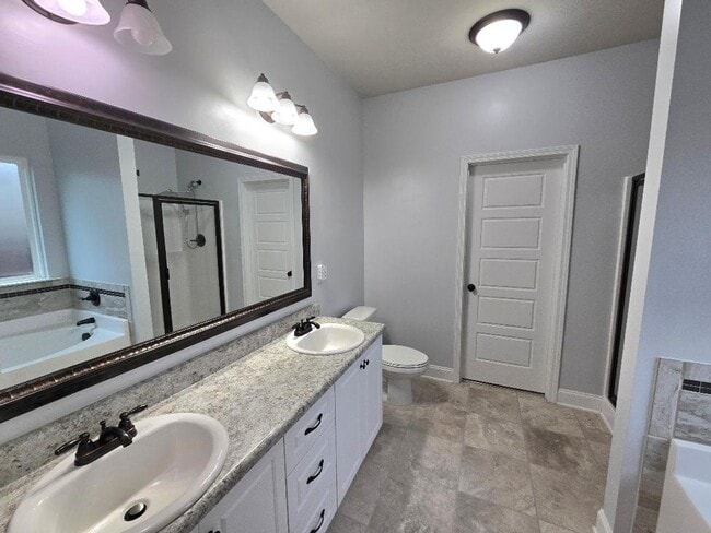 Building Photo - 306 Brickyard Creek Ct