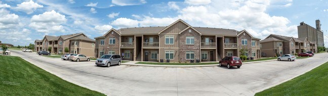 Building Photo - 1904 N Severance St