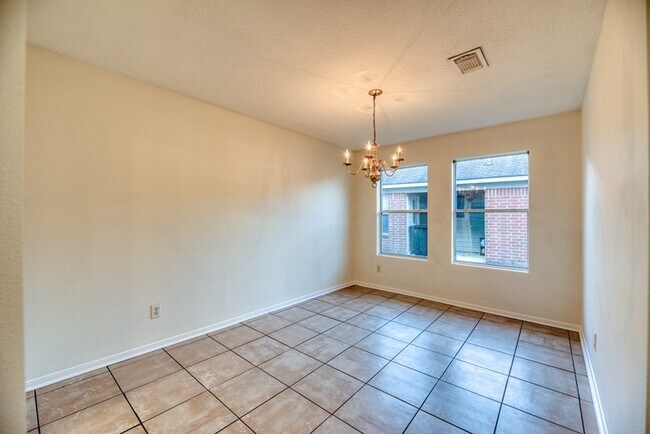 Building Photo - 7210 Fox Hall Ln