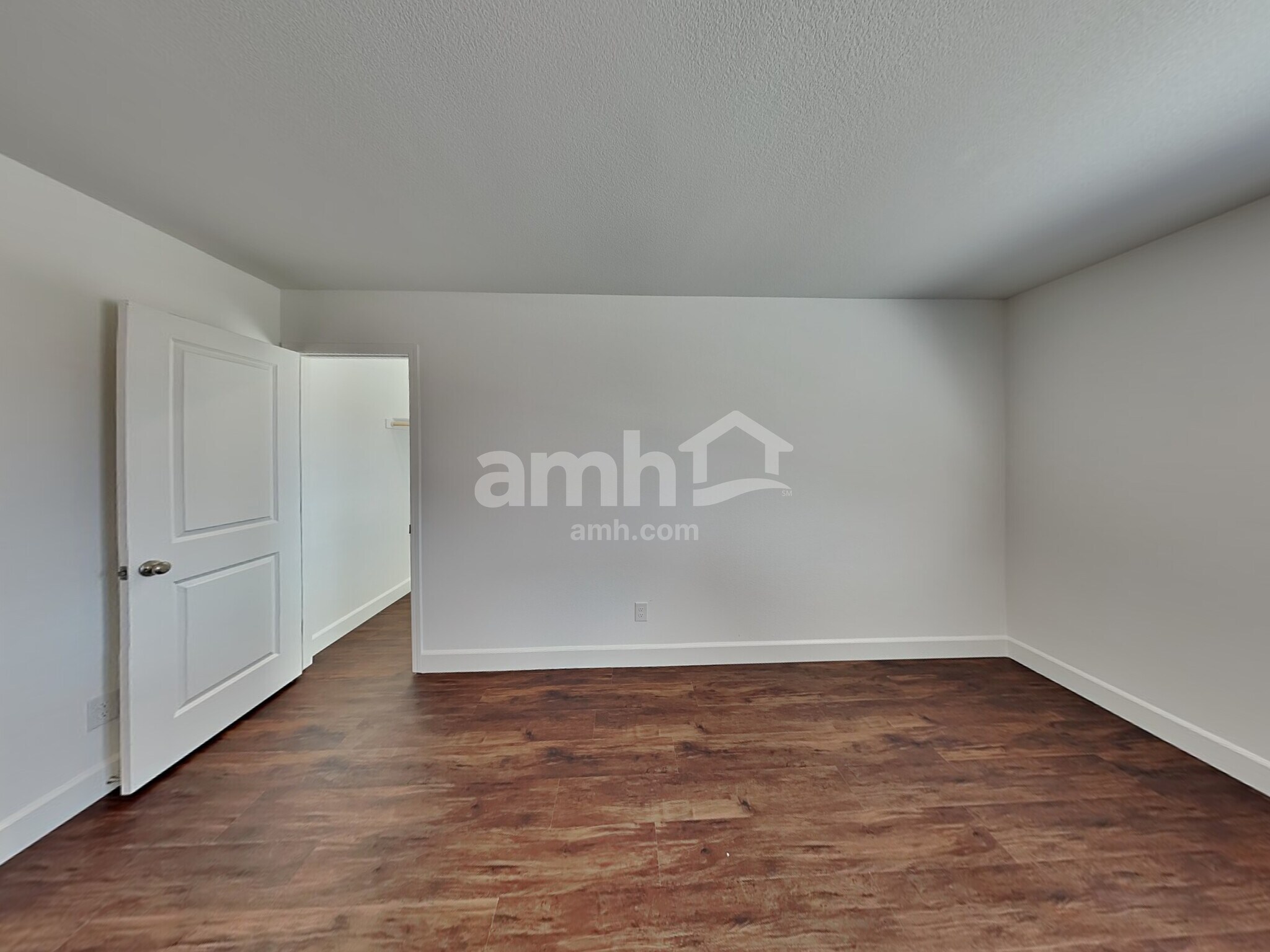 Building Photo - 10436 Bee Balm St