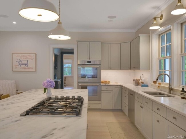 Building Photo - 7 Ocean Ave