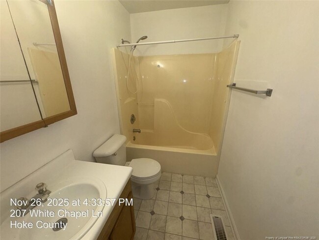 Building Photo - 207 Whitechapel Ln