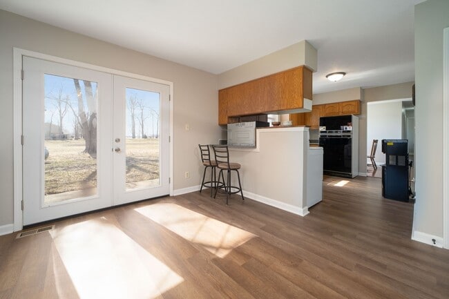 Building Photo - Beautiful 3 Bedroom Home outside of Centerville