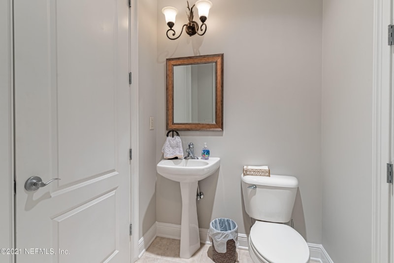 Building Photo - 4300 S Beach Pkwy