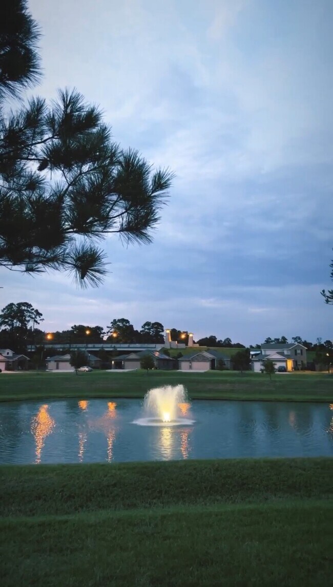 Building Photo - 7723 London Tower Ln