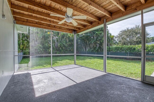 Building Photo - 11527 SW 81st Rd