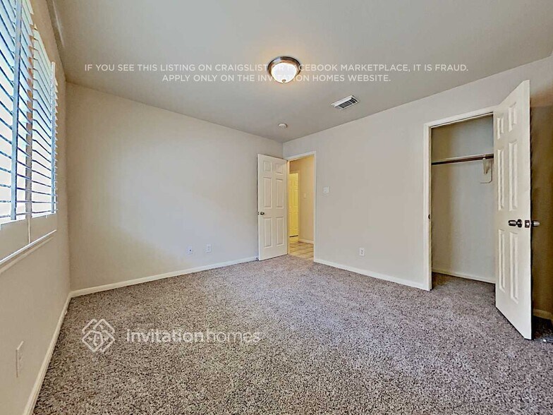 Building Photo - 3314 E Cedar Hollow Dr