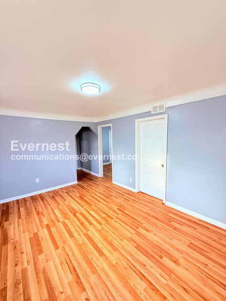 Building Photo - 8640 Chalmers Ave