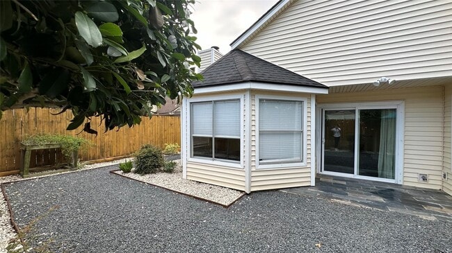 Building Photo - 4626 Green Trail Dr