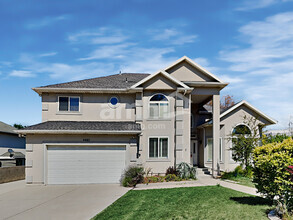 Building Photo - 6881 S Creekcove Way