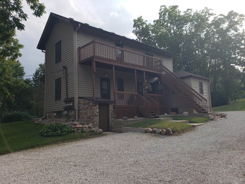 Building Photo - 305 Judd Rd