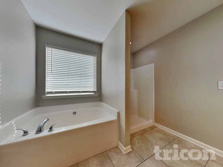 Building Photo - 55 Moss Way