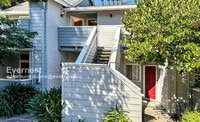 Building Photo - 556 Shadowgraph Dr