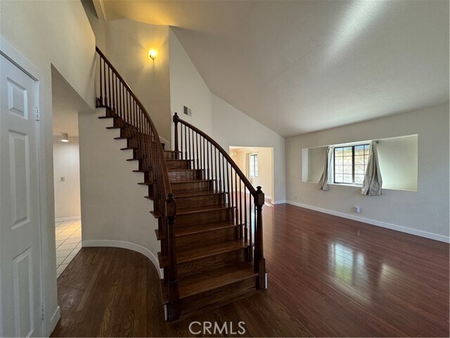 Building Photo - 5139 Via Del Valle St