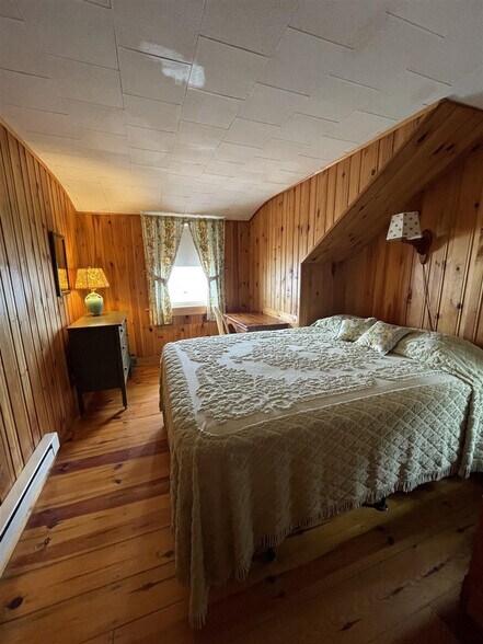 Building Photo - 65 Sebago Rd