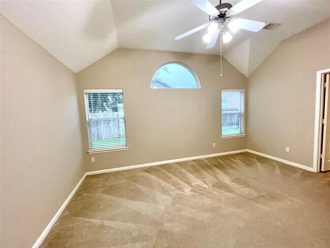 Building Photo - 6014 Conroy Pointe Ln