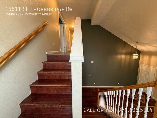 Building Photo - 15511 SE Thornbridge Dr