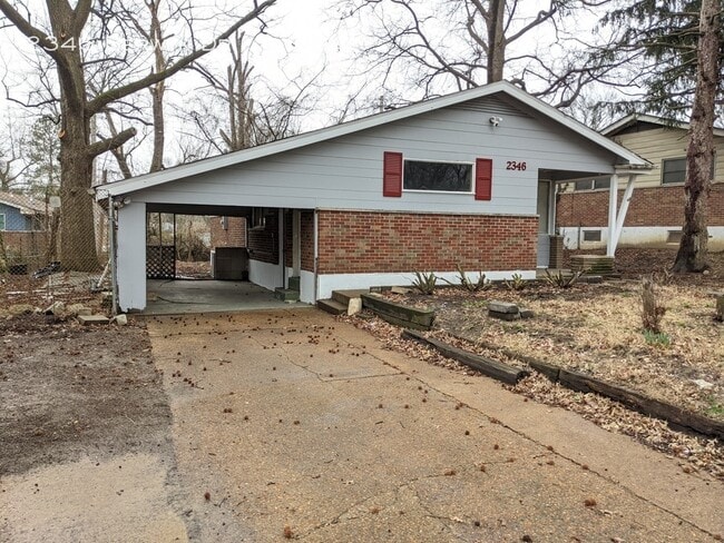 Primary Photo - 2346 Berwyn Dr