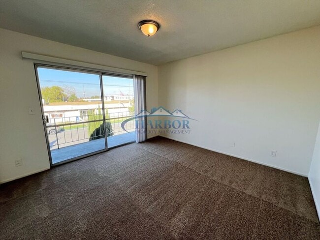 Building Photo - 3820 W 242nd St