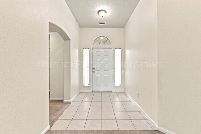 Building Photo - 2002 Roaring Springs Dr