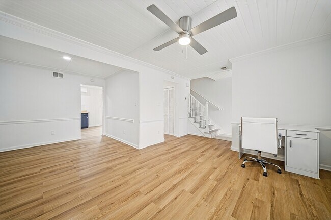 Building Photo - 3244 Yorkborough Way