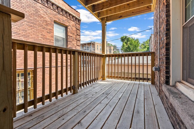 Building Photo - 4541 S Forrestville Ave