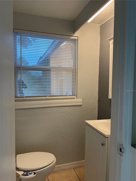 Building Photo - 3016 W Meadow St