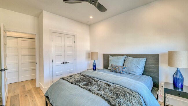 Building Photo - 107 N New Haven Ave