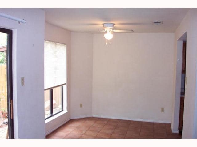 Building Photo - 1210 Gingerlily Cove