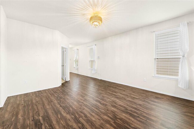 Building Photo - 4423 Champions Landing Dr