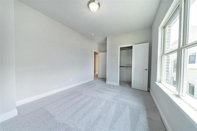 Building Photo - 403 Parrino pkwy
