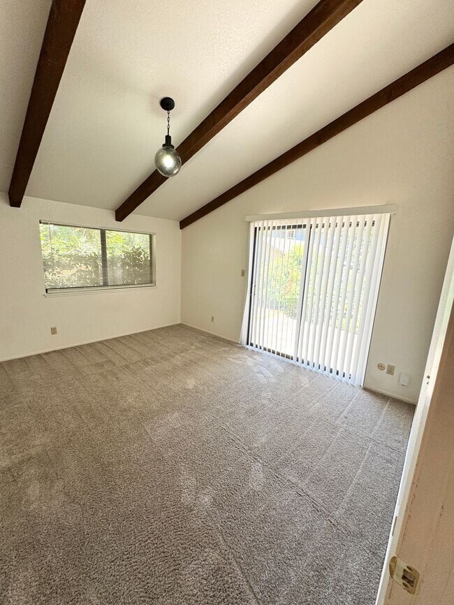 Building Photo - 4 Bedroom, 2 Bath River Park Home – Cul-de-Sac Location | Sacramento, CA