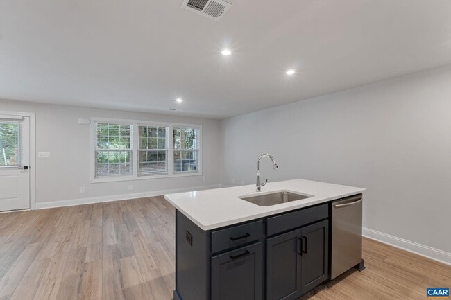 Building Photo - 2231 Leeham St