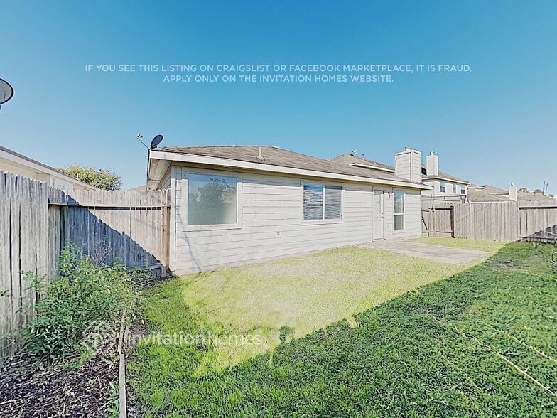 Building Photo - 6002 Deep S Dr