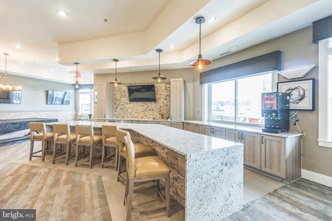 Building Photo - 9105 Fox Stream Way