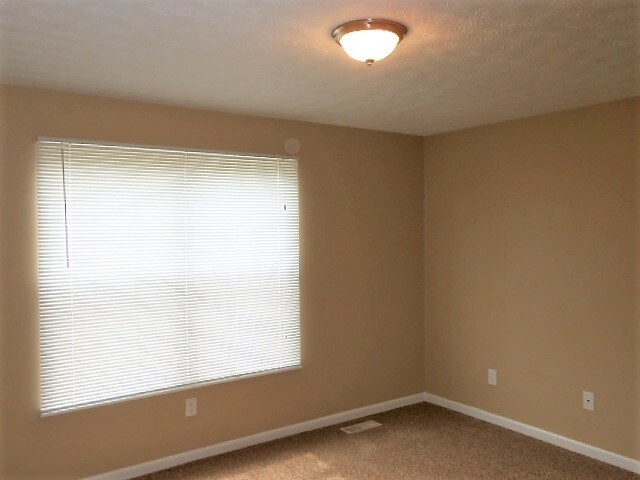 Building Photo - 2464 Miami Village Dr