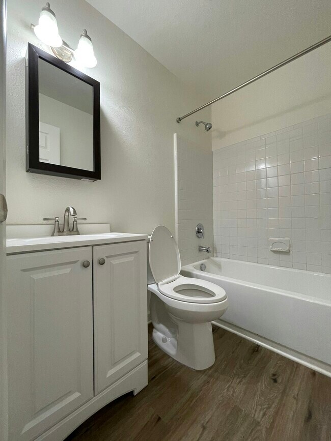 Building Photo - 3517 Briel St