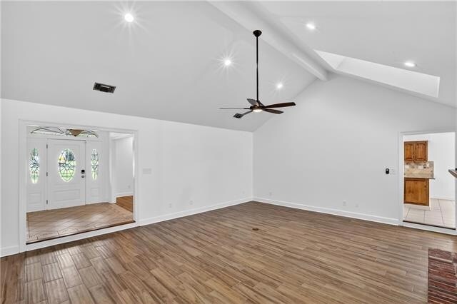 Building Photo - 401 Starling Dr