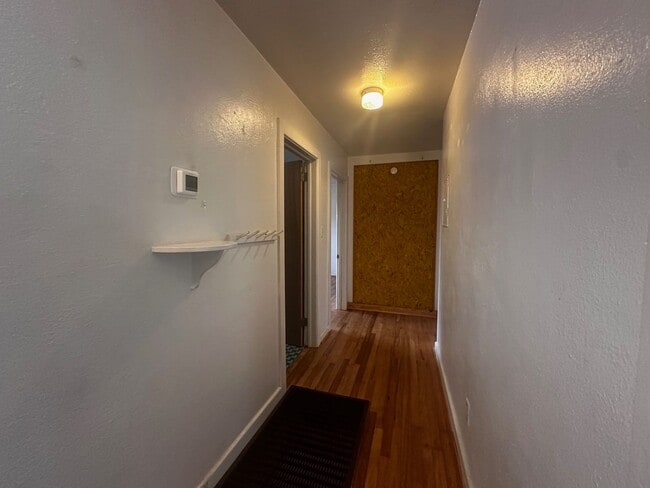 Building Photo - 334 E Palmer Ave