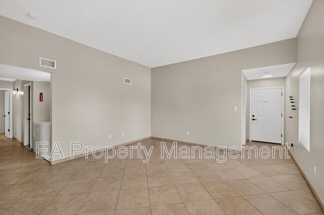 Building Photo - 5748 Pinon Flats Rd NW