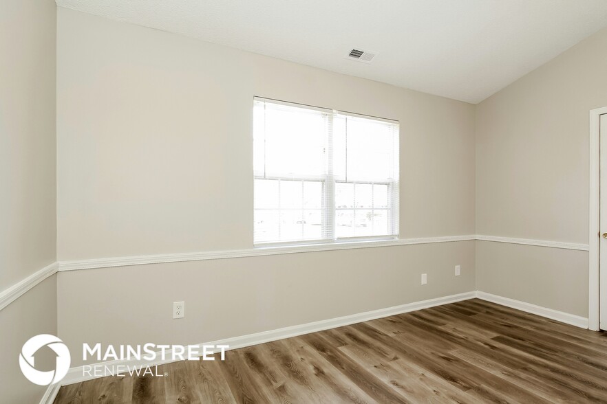 Building Photo - 1628 Lisbon Ln