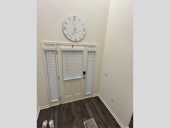 Building Photo - 1120 Trident Maple Chase