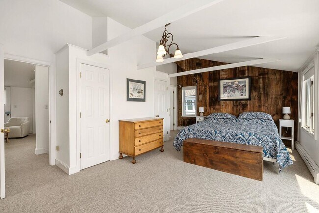 Building Photo - 1304 Ocean