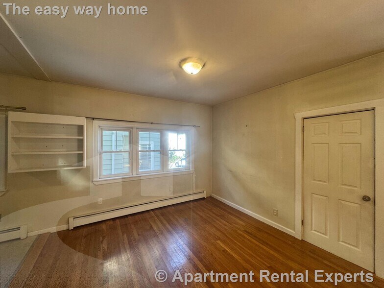 Building Photo - 71 Winchester St