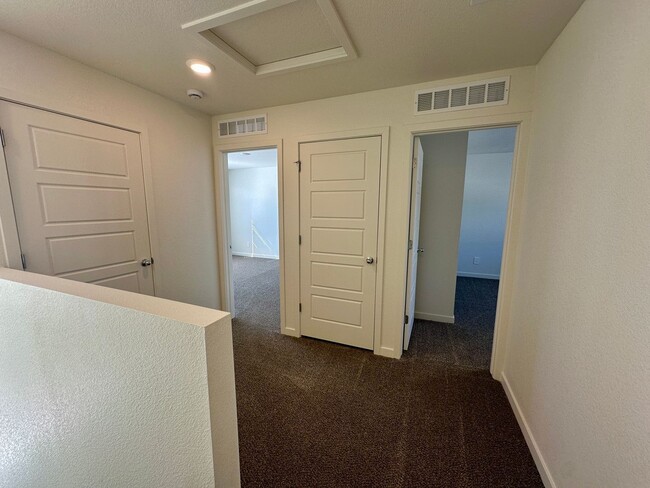 Building Photo - 3905 Congaree Wy