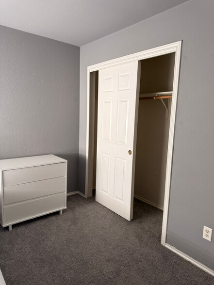 Building Photo - 4912 Donegal Bay Ct