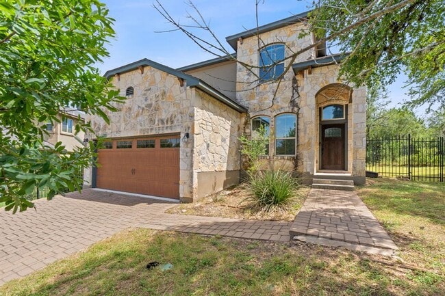 Building Photo - 307 Parkside Dr
